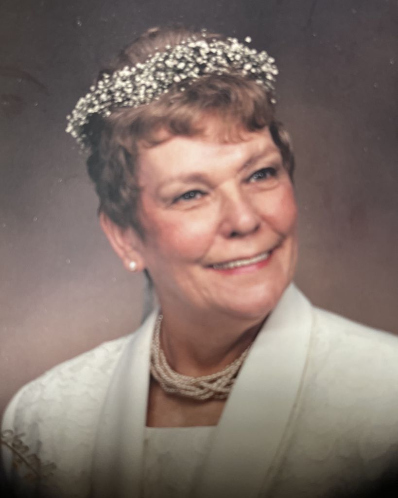 Helen Paquette Profile Photo