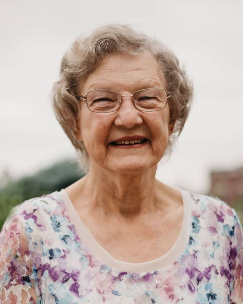 Viola Verna Meyer