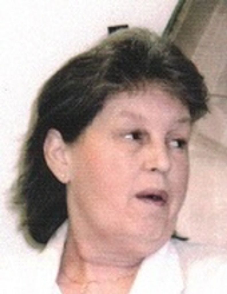 Marilyn  Ruth Neisz Winn