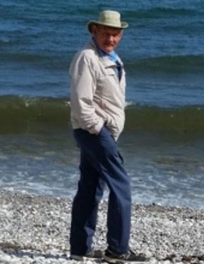 Henning K.  Henriksen
