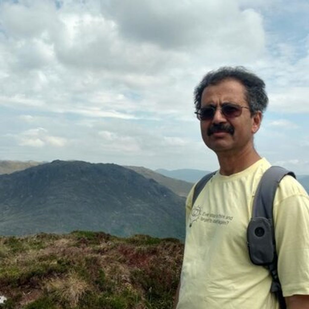 Chinmoy Gangolli Profile Photo