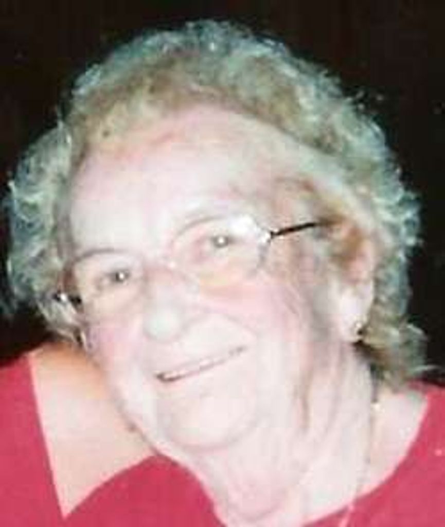 Louise Woods Profile Photo