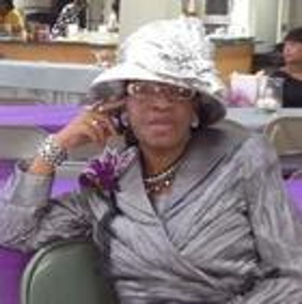 Bennie Faye White