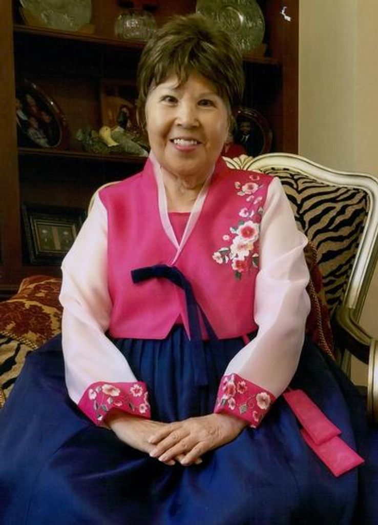 Sun Y. Brown Profile Photo