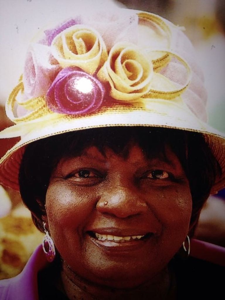 SHIRLEY ROBINSON Profile Photo