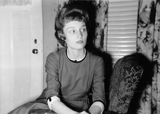 Carol Bowman photo gallery thumbnail 7 of 65