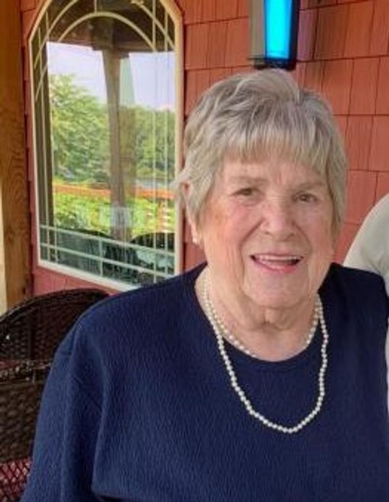 Wanda M Davisson