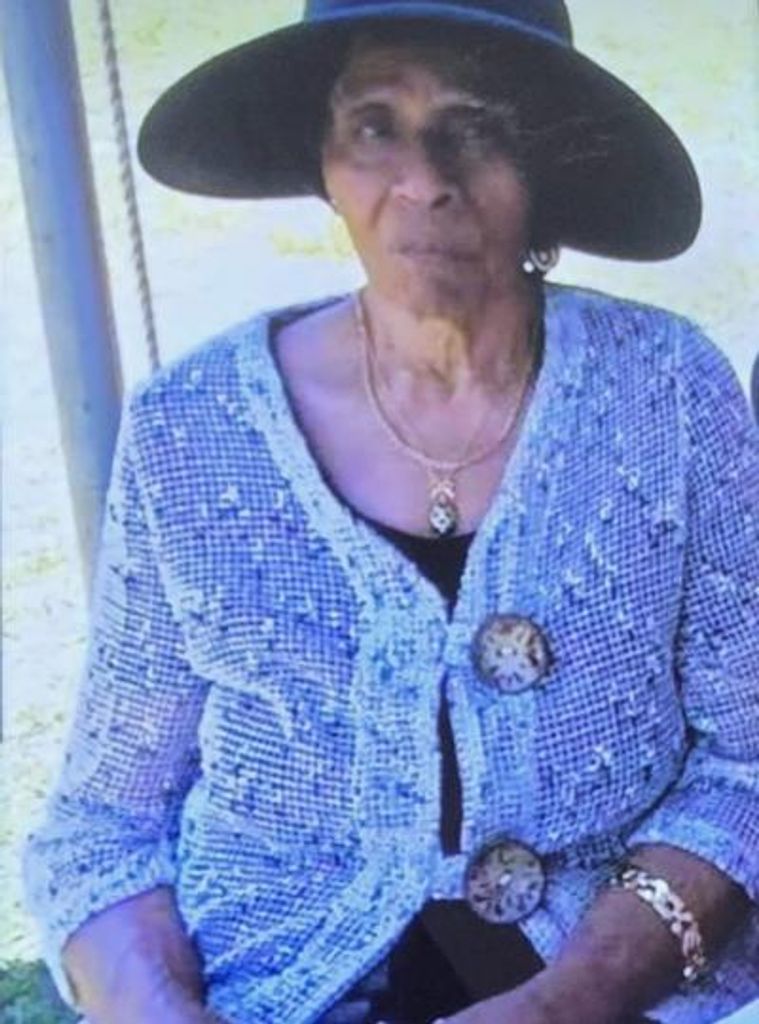 Cecilyn Daveta Hylton Profile Photo