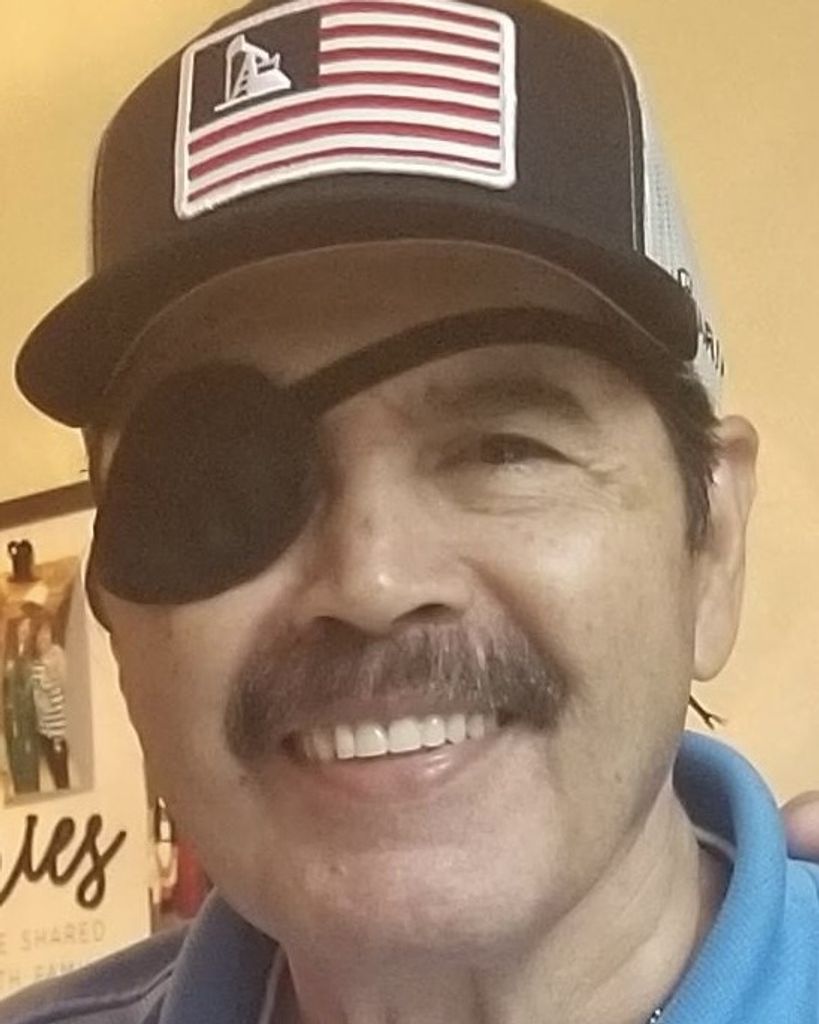 Robert Garza Jr. Profile Photo