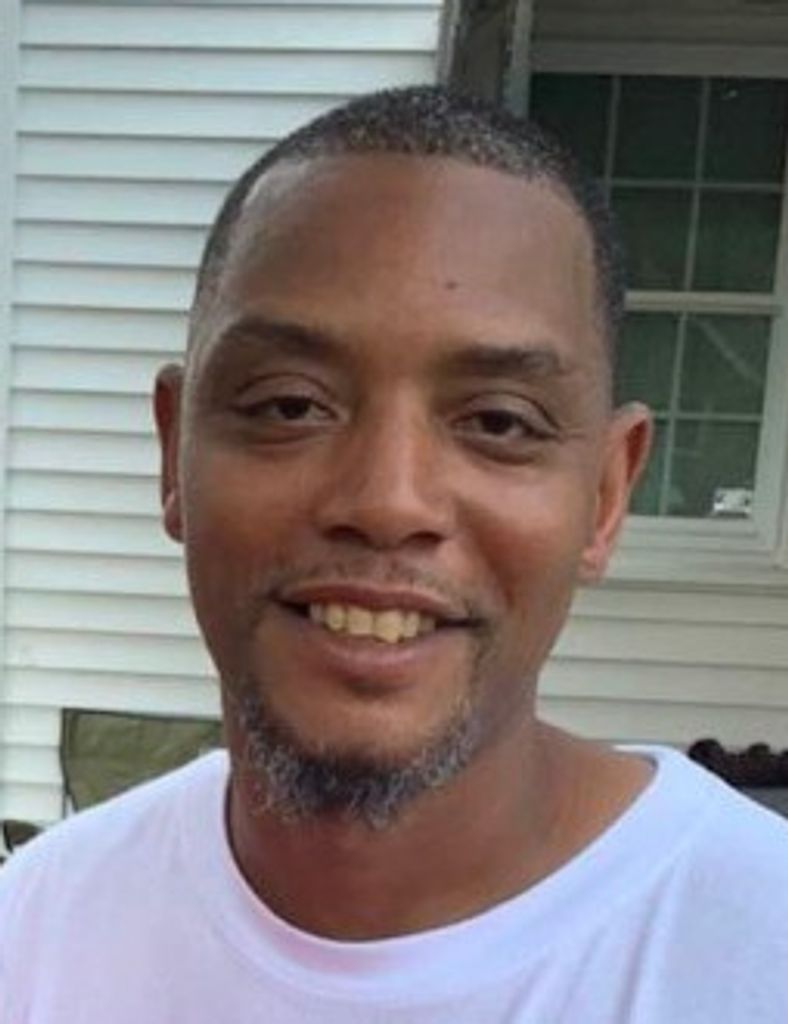 Craig Deon Leach Profile Photo