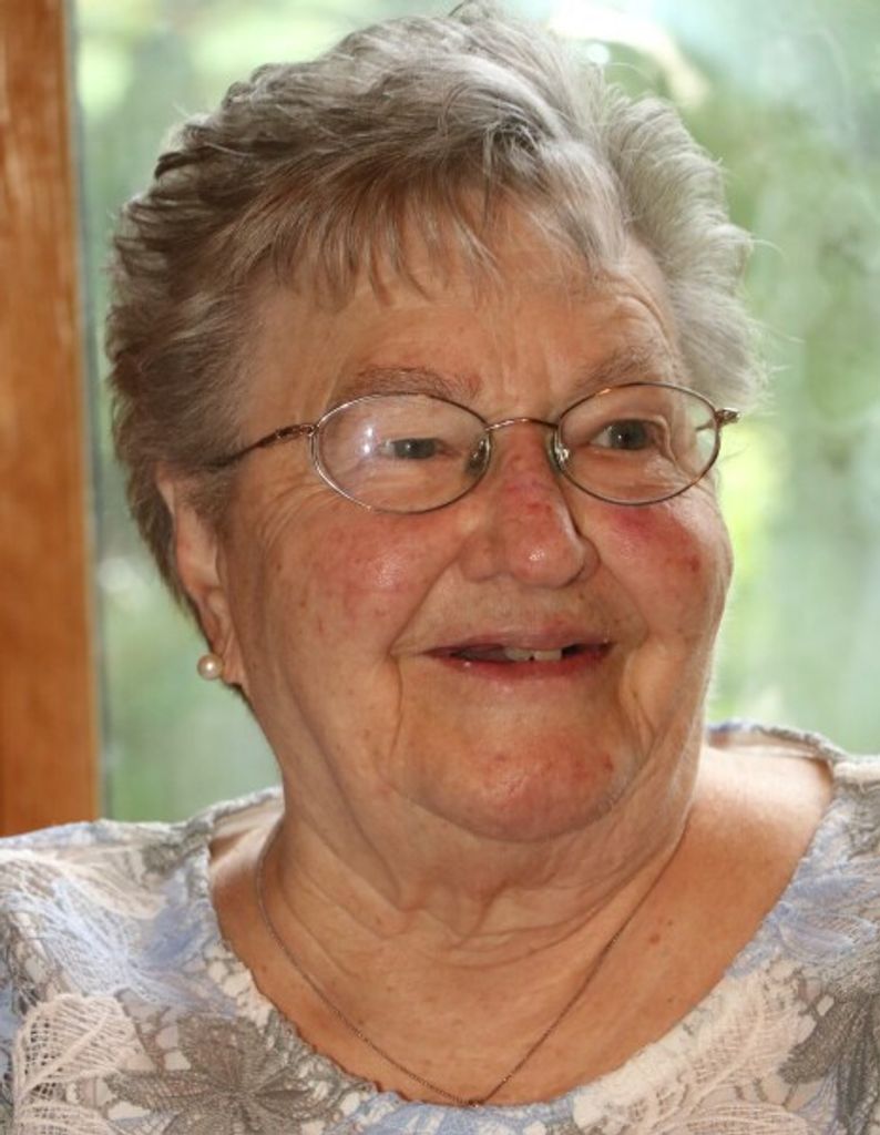 Myrna J. (Brown)  Desarno