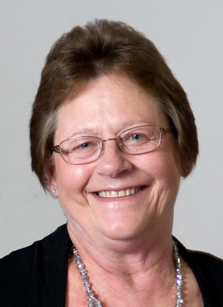 Susan M Hadan
