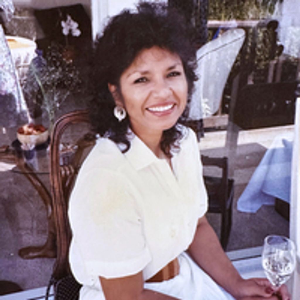 Maria Luisa Lee