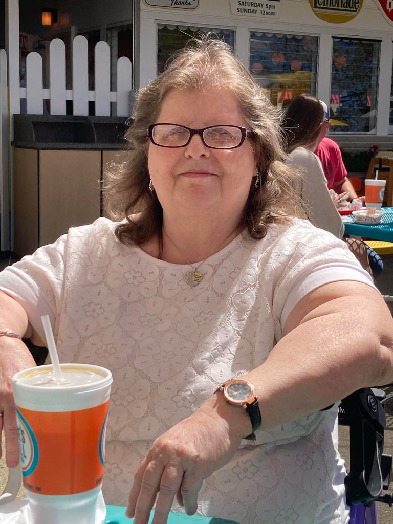 Janet Lee Vincent Profile Photo