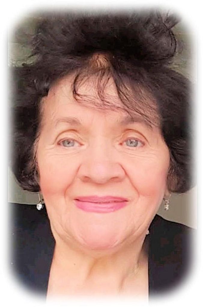 Elisa Rivas Profile Photo