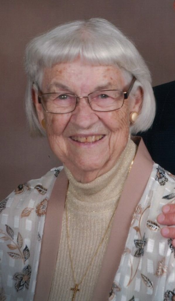 Aurelia Estelle Tuegel Profile Photo