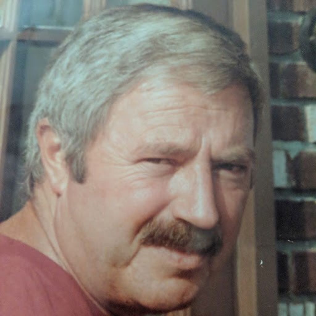 Robert W. "Bob" Mooney Profile Photo