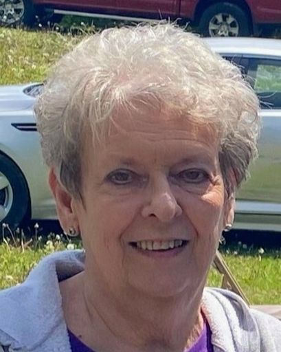 LaVonne Kenyon's obituary image