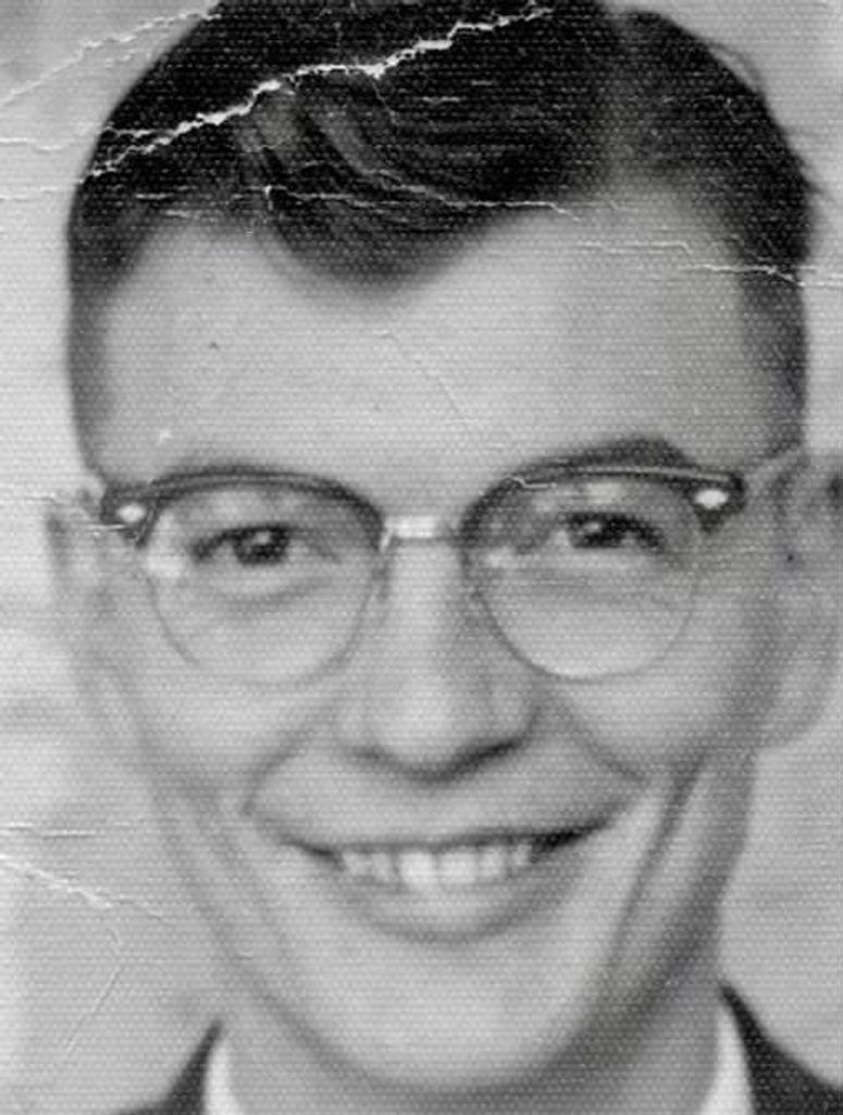 Angus David Addley Profile Photo