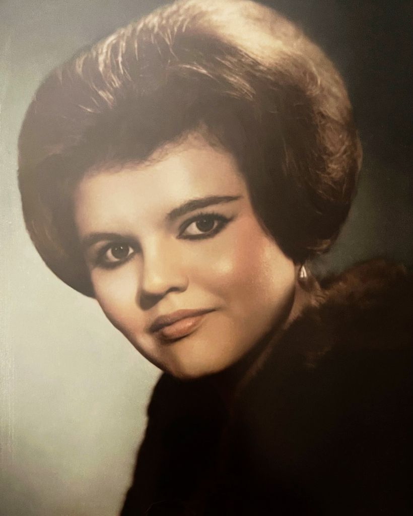 Rosa del Carmen Fierro de Ochoa Profile Photo