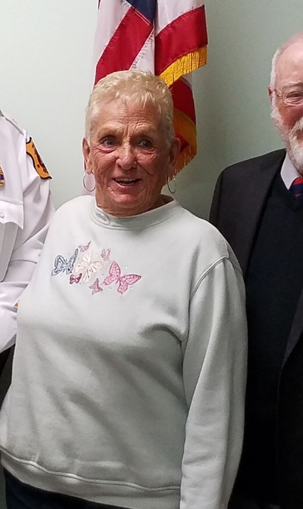 Doris E. Knelle Profile Photo