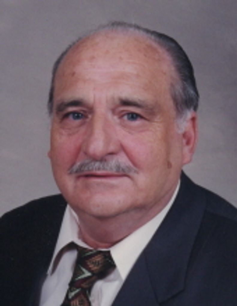 Kenneth W Tucker, Sr