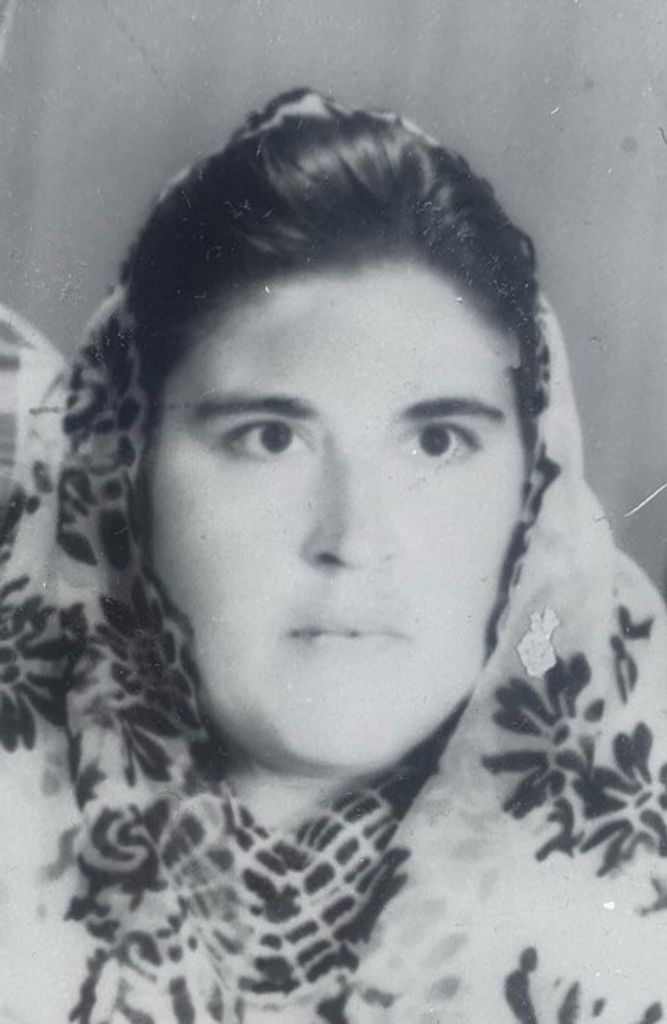 Evelia Porras De Flores Profile Photo