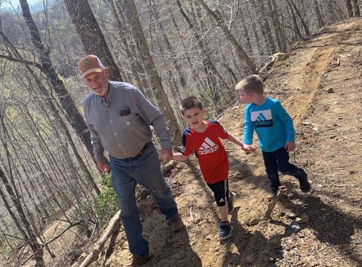 Dean Eversole photo gallery thumbnail 127 of 137