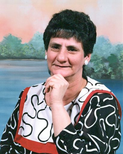Lorine Slinker Profile Photo
