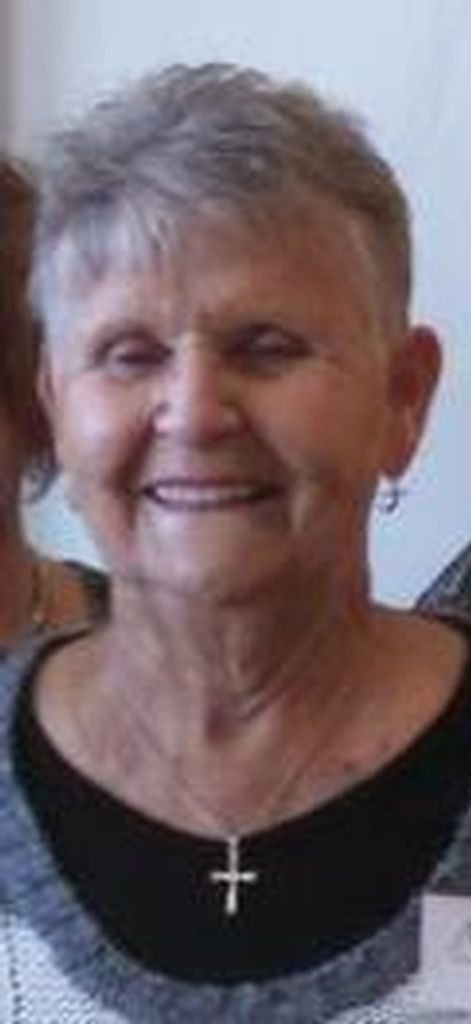 Carolyn May (Edwards) Hubert