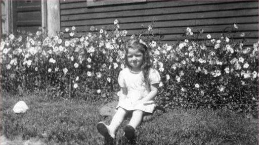 Joan Martin photo gallery thumbnail 11 of 60