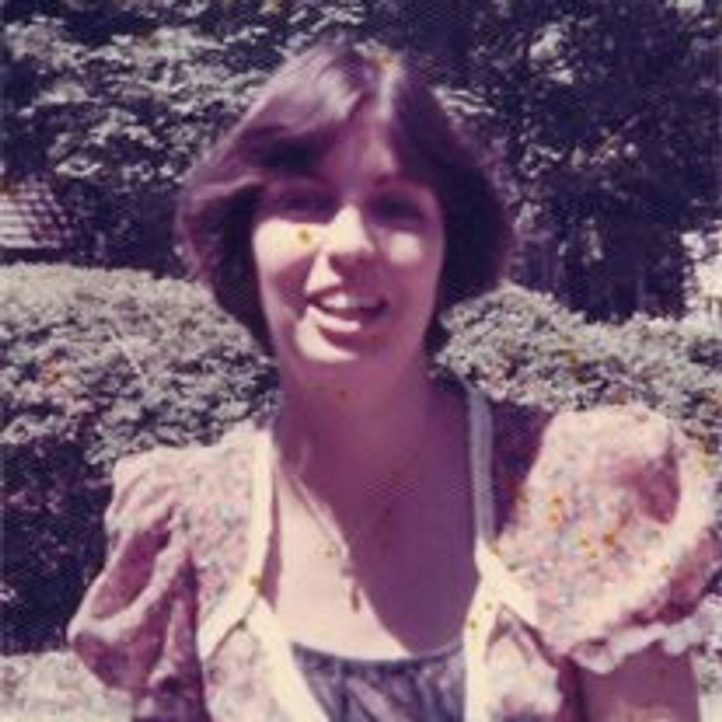 Maureen "Renee" (Grieco) Macri