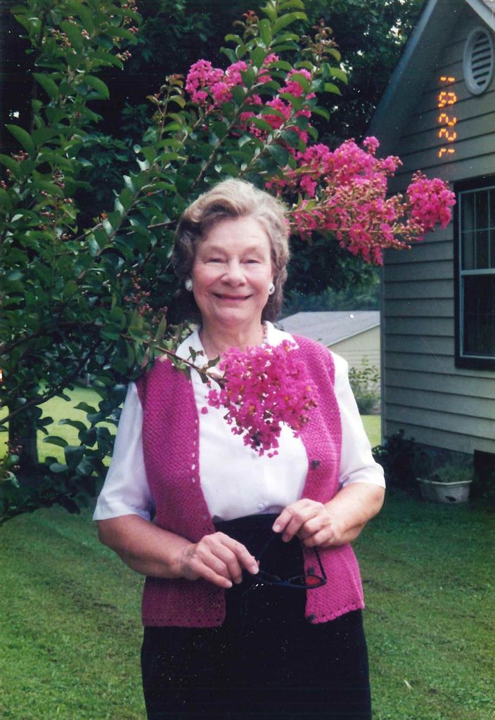 Elizabeth Krupa Profile Photo