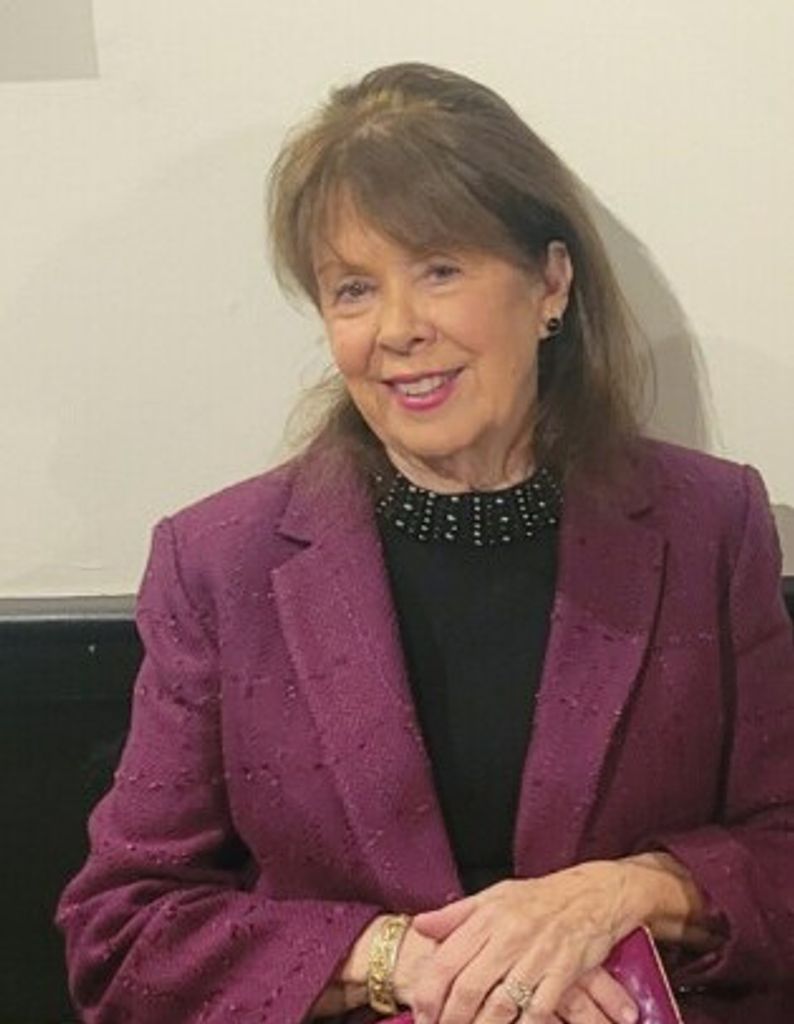 Anne "Tess" (Taylor)  Martin