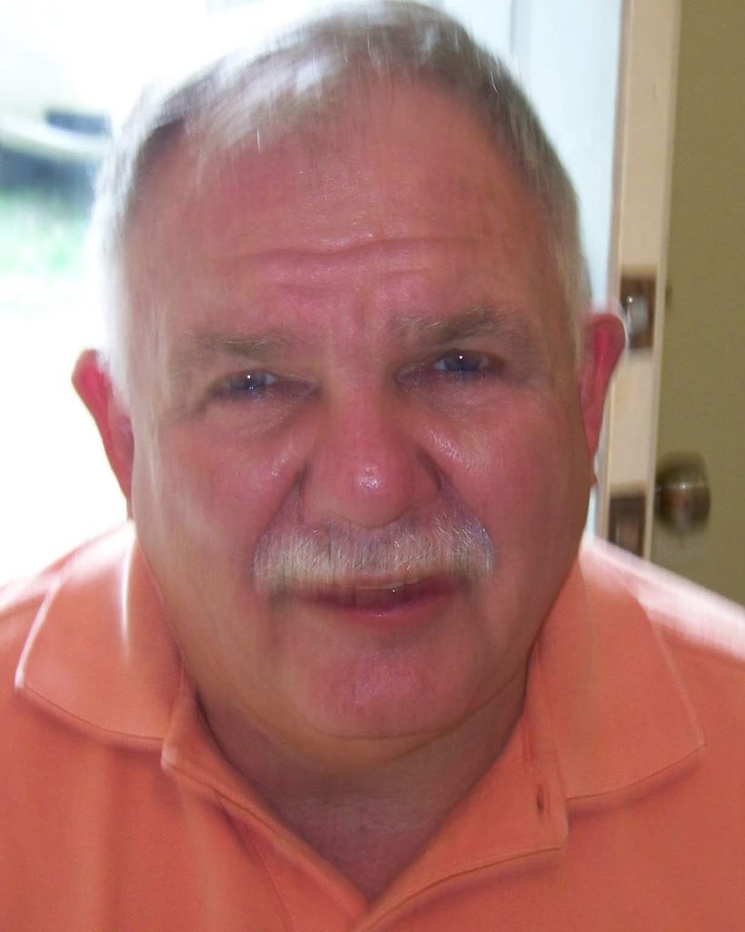 Angus Gillis Douglass III Profile Photo