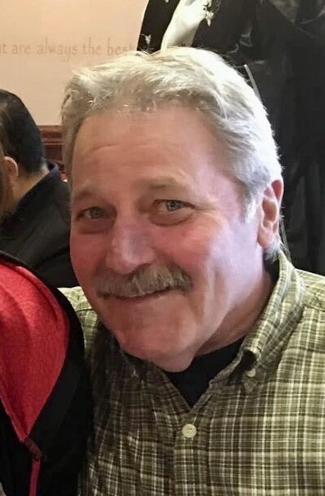 Robert E. Wartalski Profile Photo