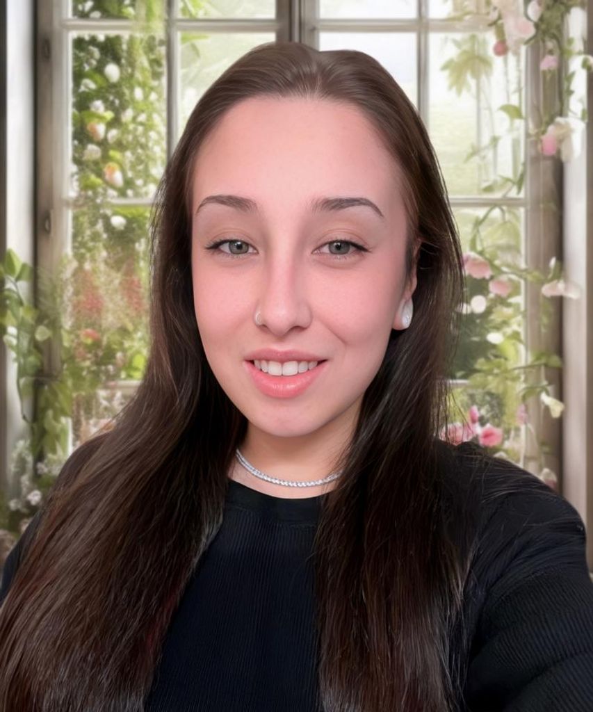 Jasmin Crystal Valadez Profile Photo