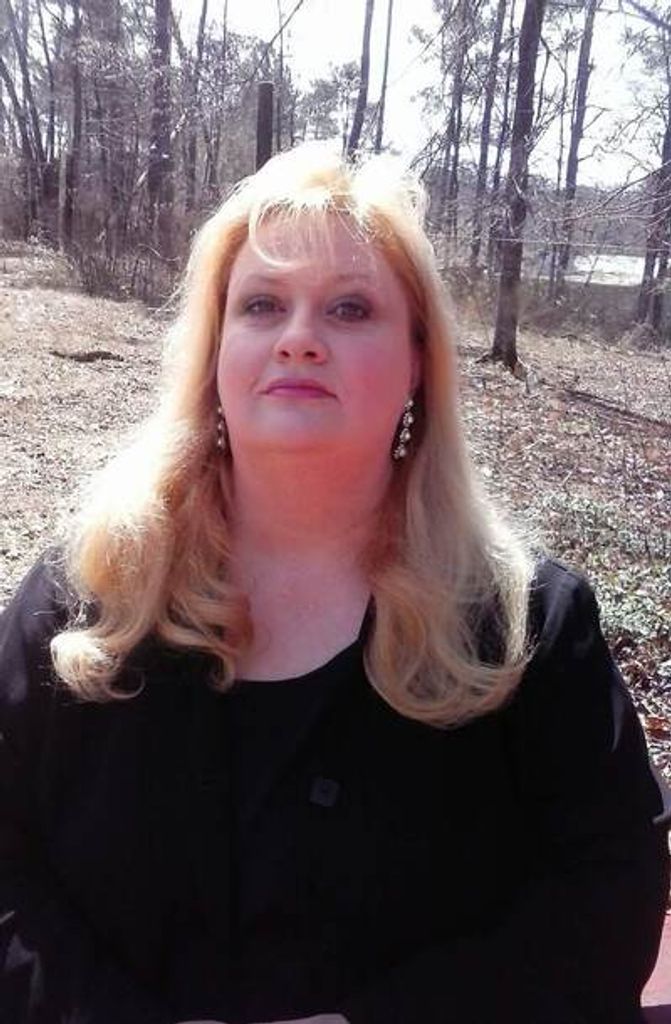 Brigett Mccombs Hallmark Profile Photo