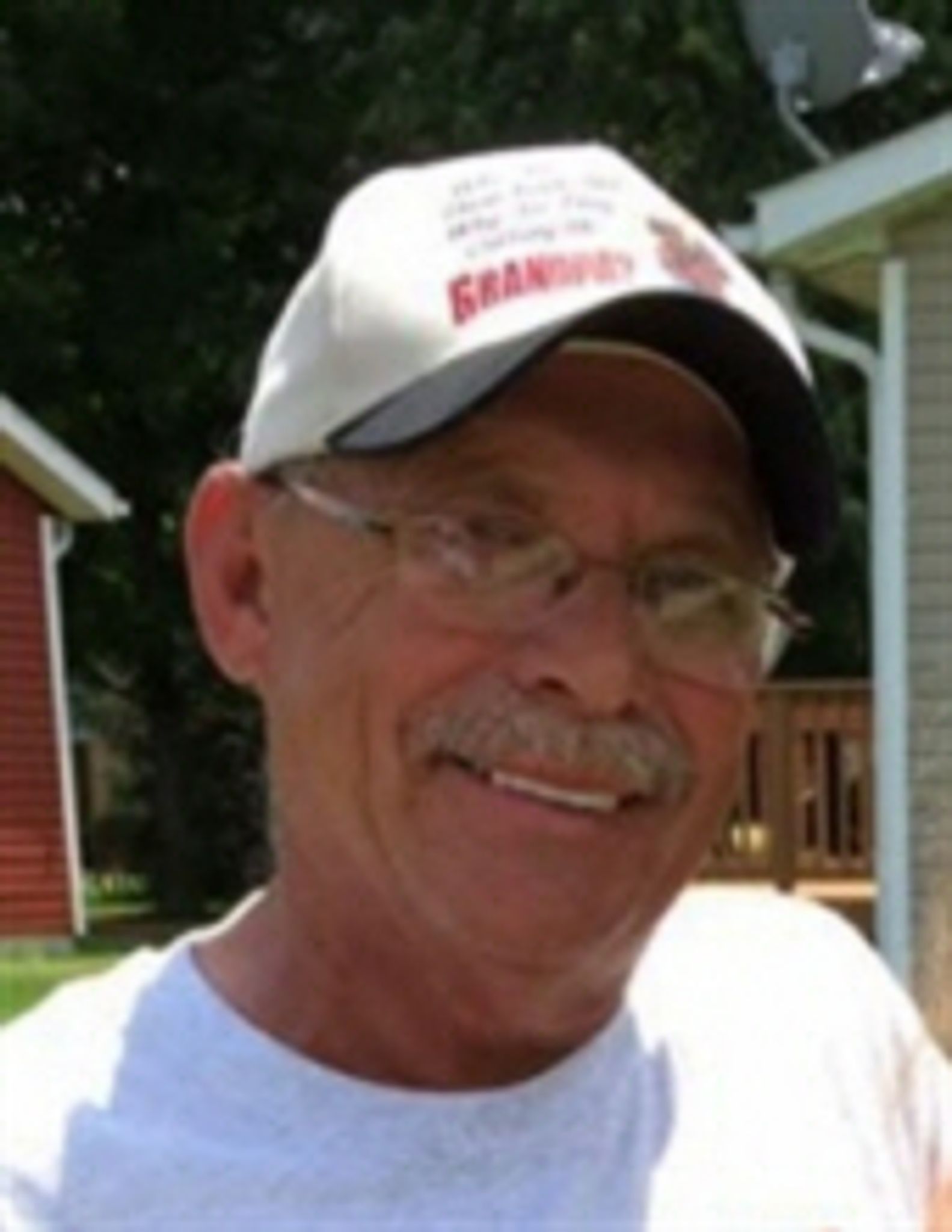 Donald M. Reuber photo gallery image 1 of 2
