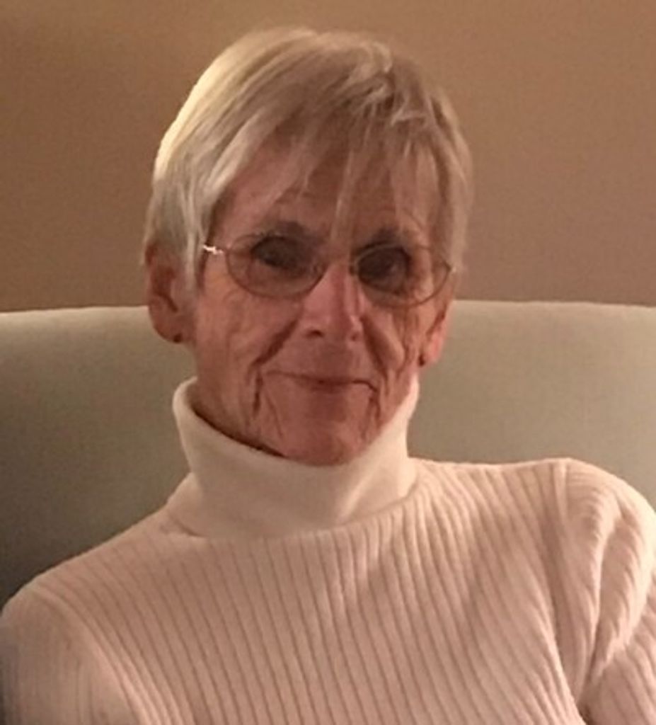 Mary Louise Hollowell Profile Photo