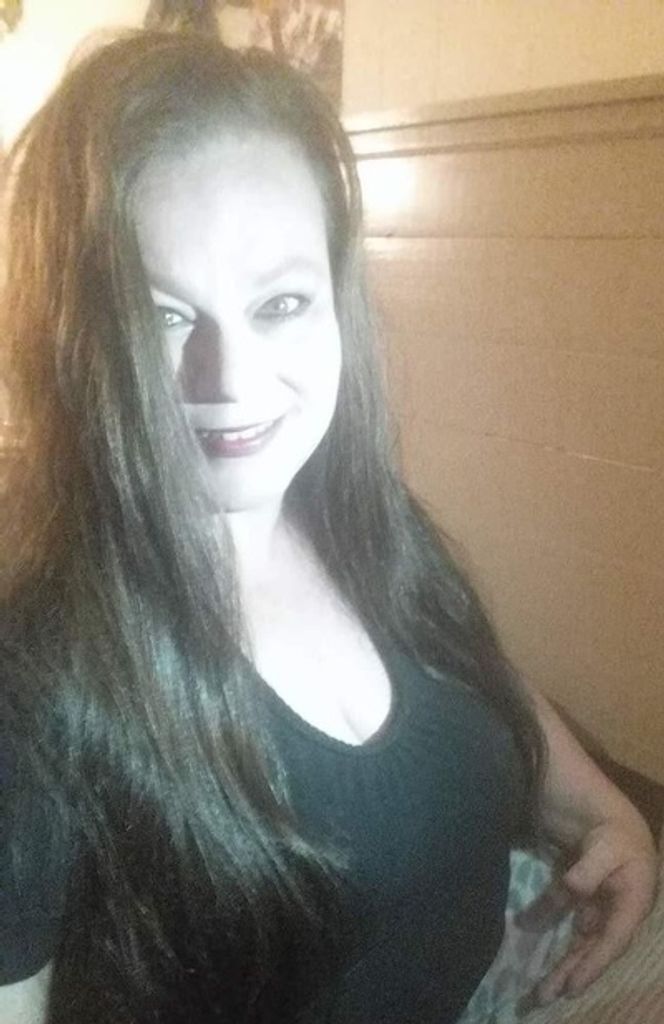 Amanda Anne Henderson Profile Photo