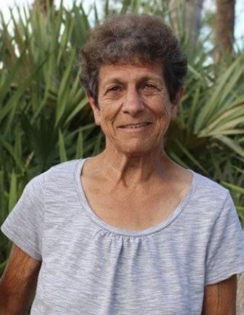 Janet Elaine (Scarola)  Gronkowski Profile Photo