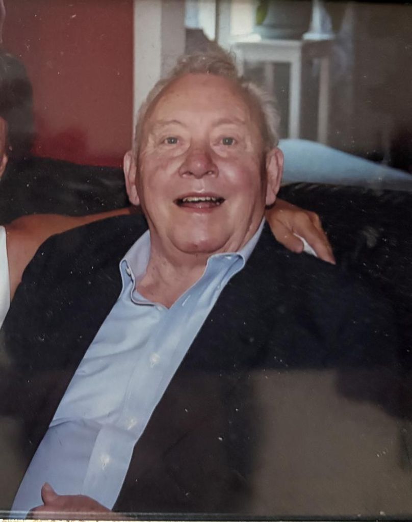 Wayne L Morris Profile Photo