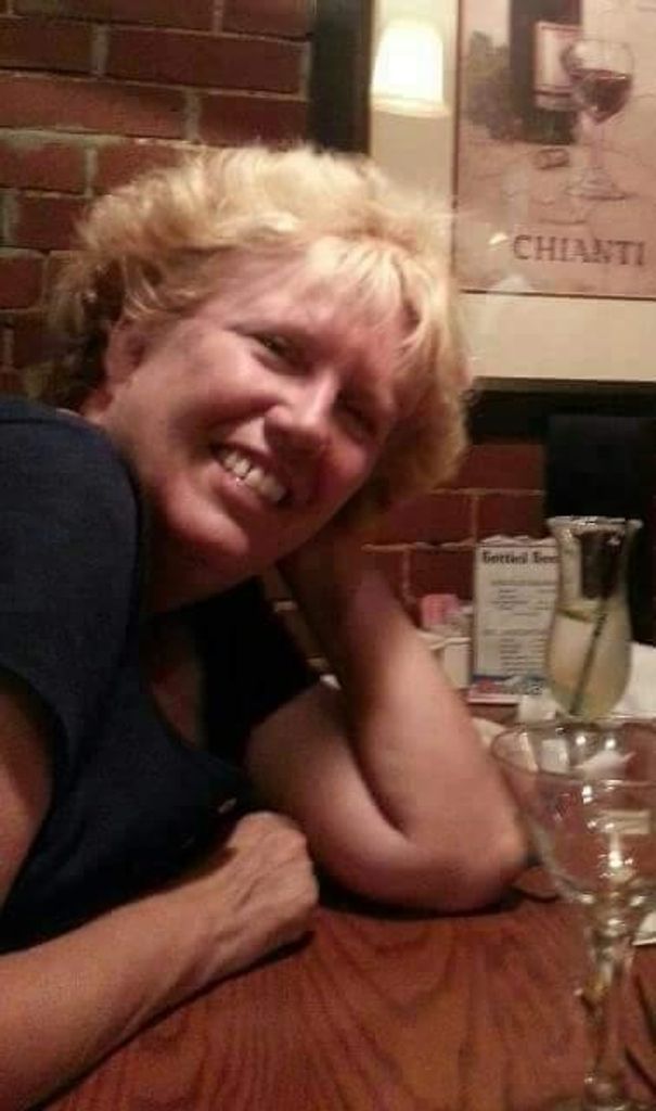 Lou Ann Kemp Profile Photo