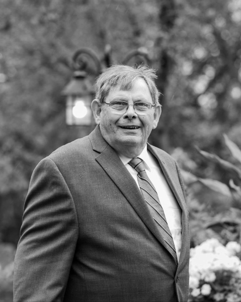 Timothy "Tim" Gray Tosh Profile Photo