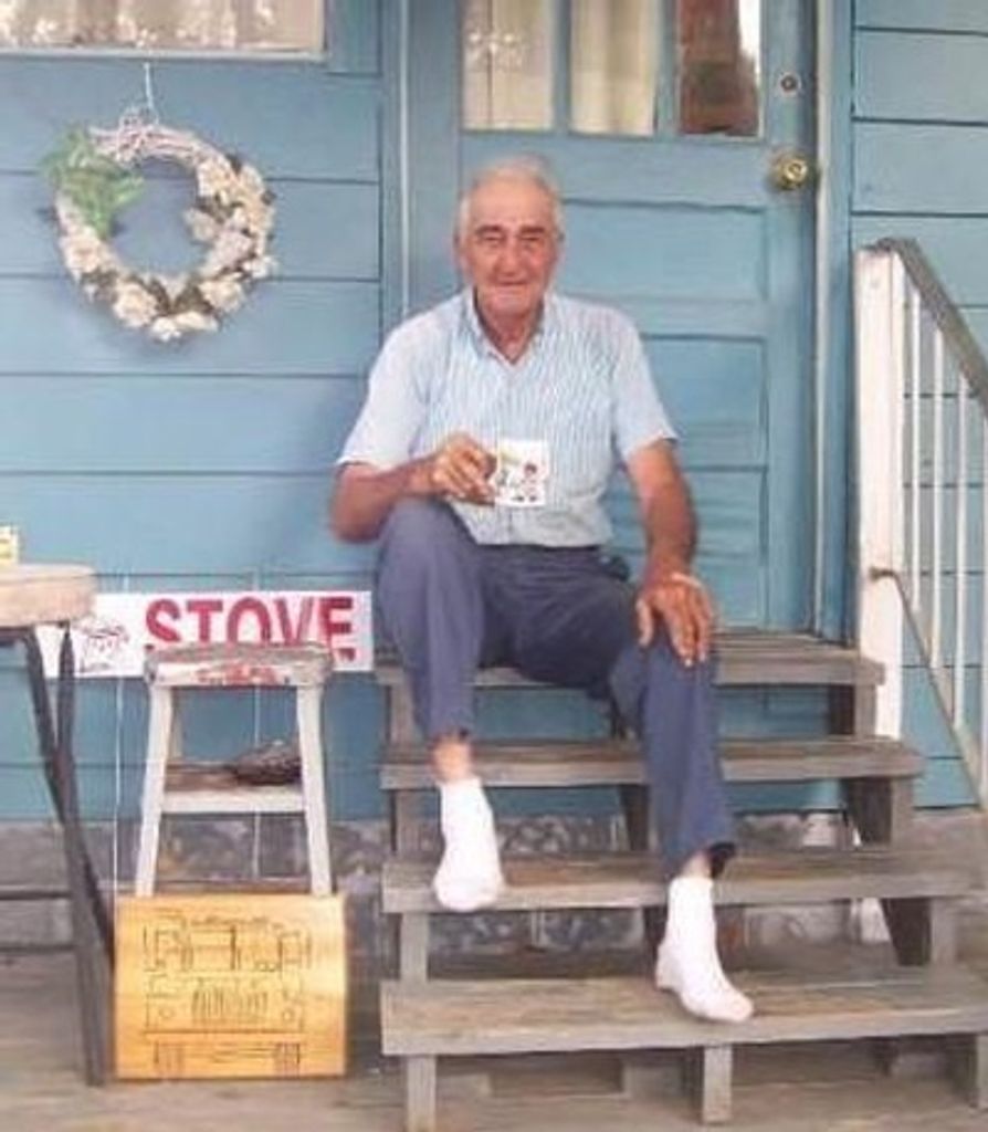 Robert Howell Moore Profile Photo