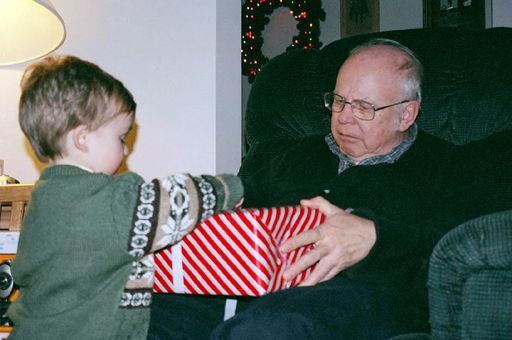 Robert "Bob" Moseley photo gallery thumbnail 6 of 47
