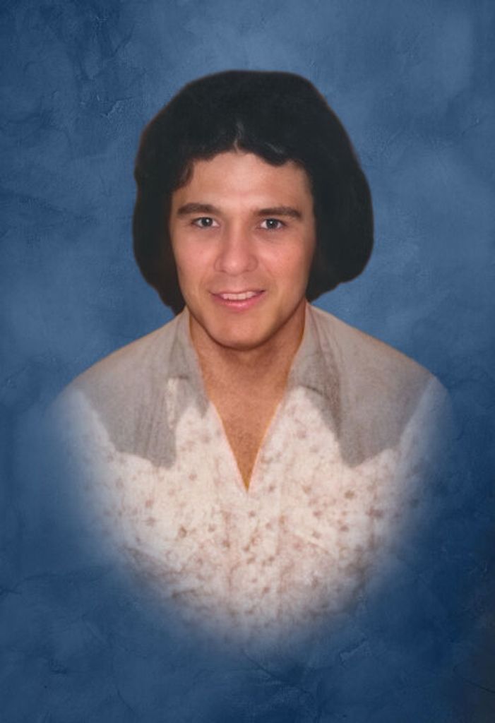 Carlos Arturo Prado Profile Photo
