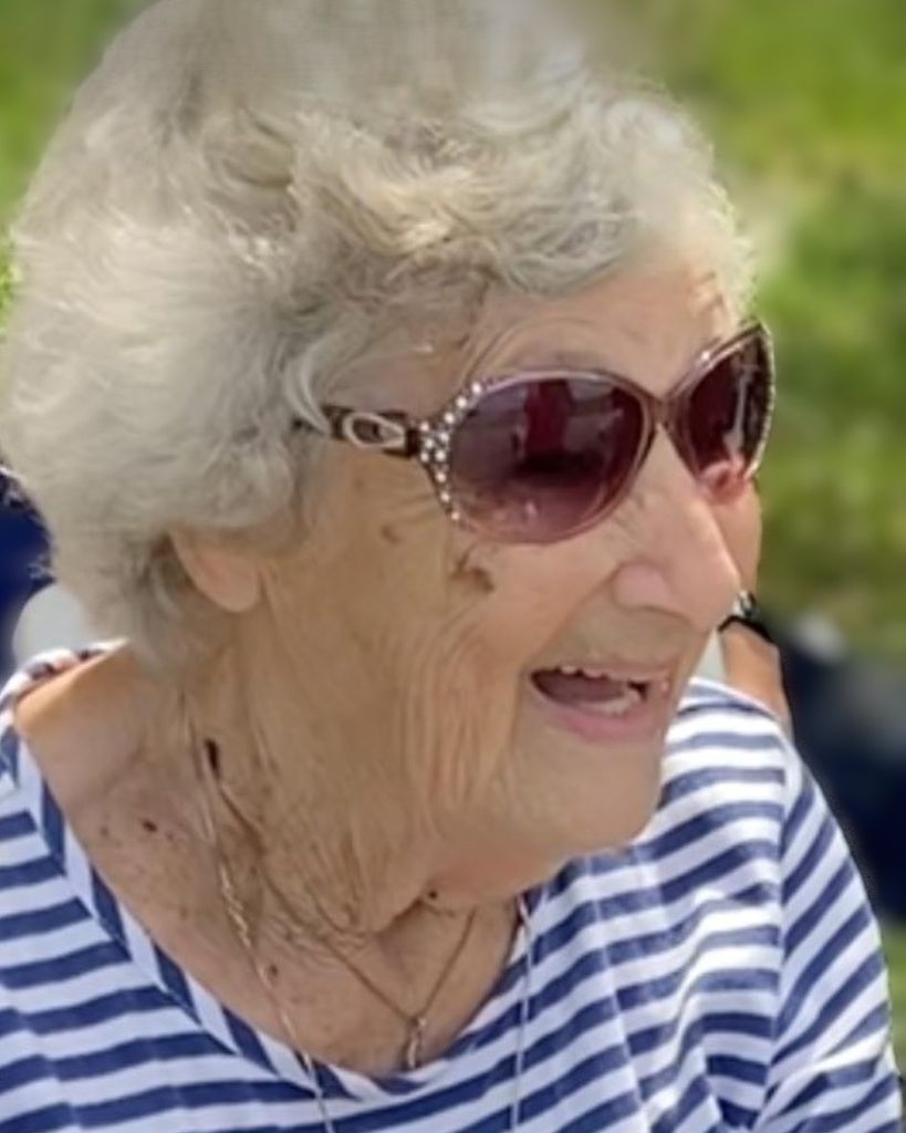 Carolyn Ruth Young Profile Photo