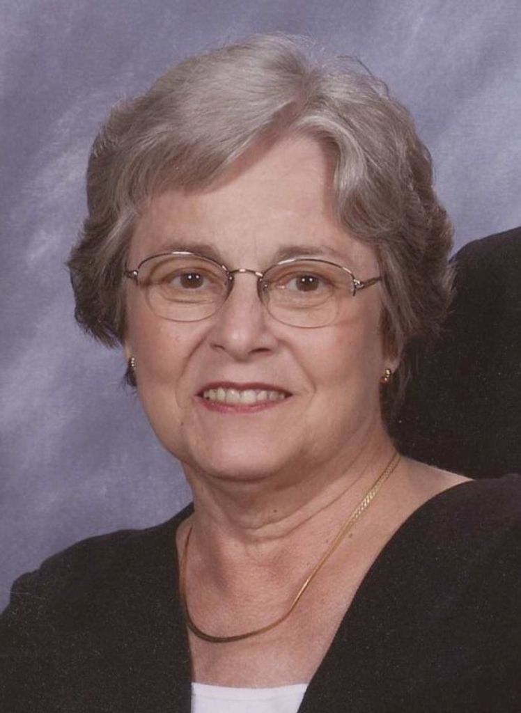 Marion Sue (Ray)  Davis Profile Photo